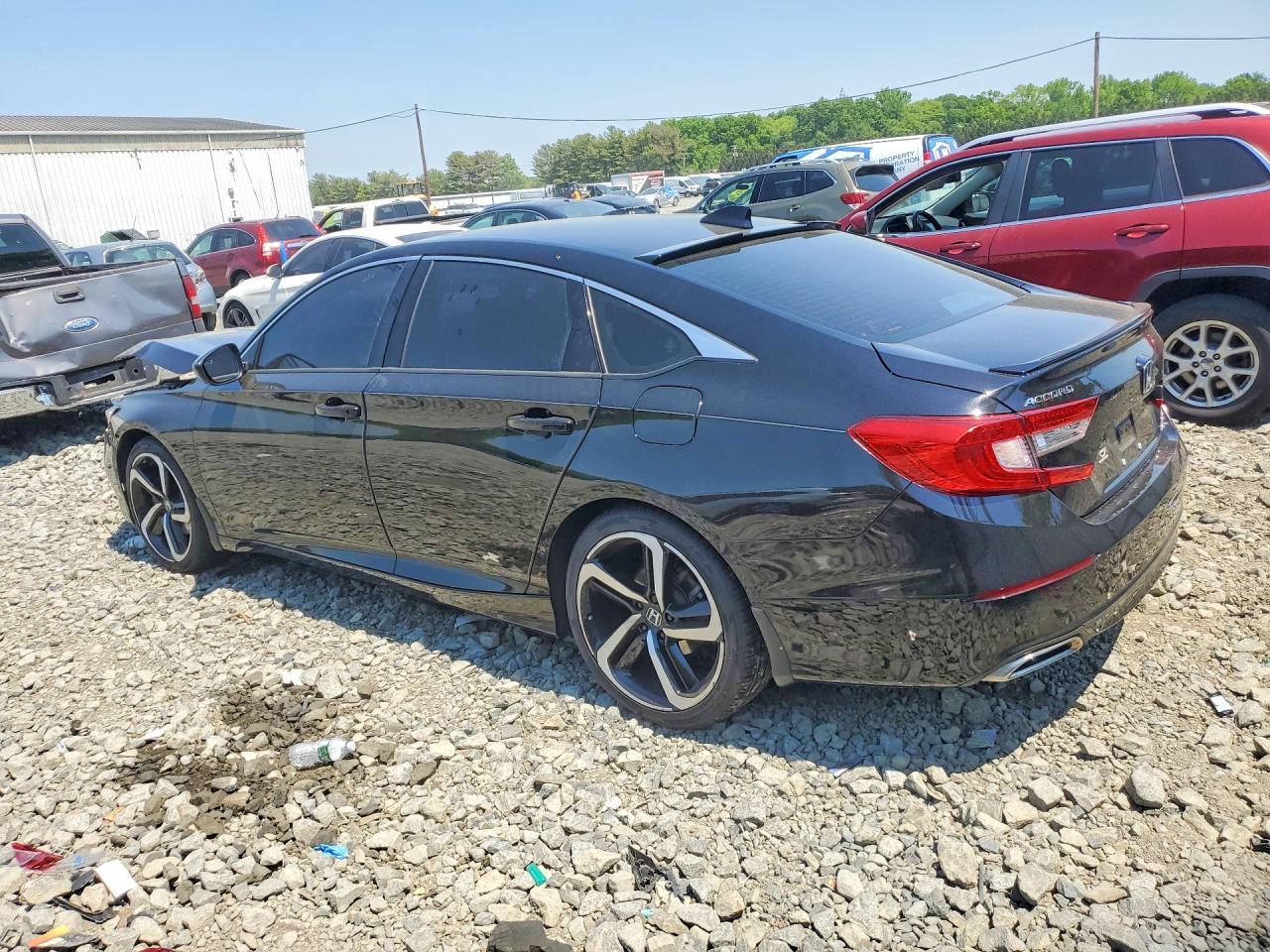 2019 Honda Accord Sport - Image 2