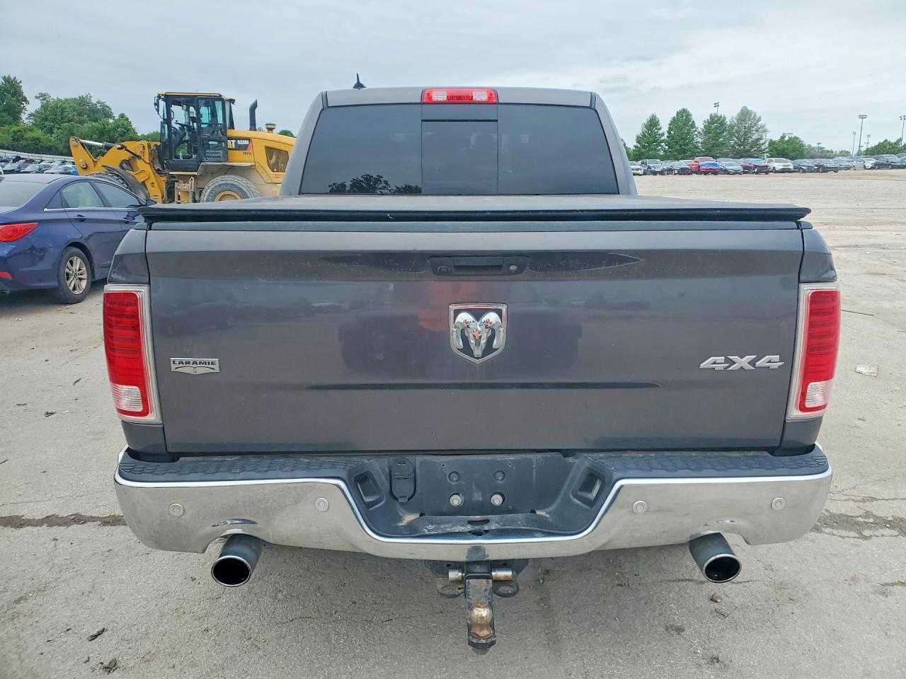 2017 Ram 1500 Laramie - Фото 6