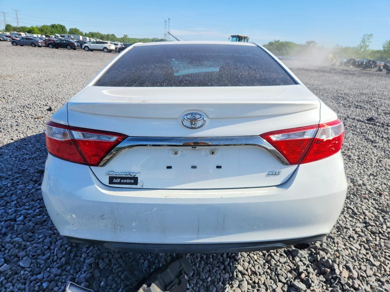 2016 Toyota Camry Se - Image 6