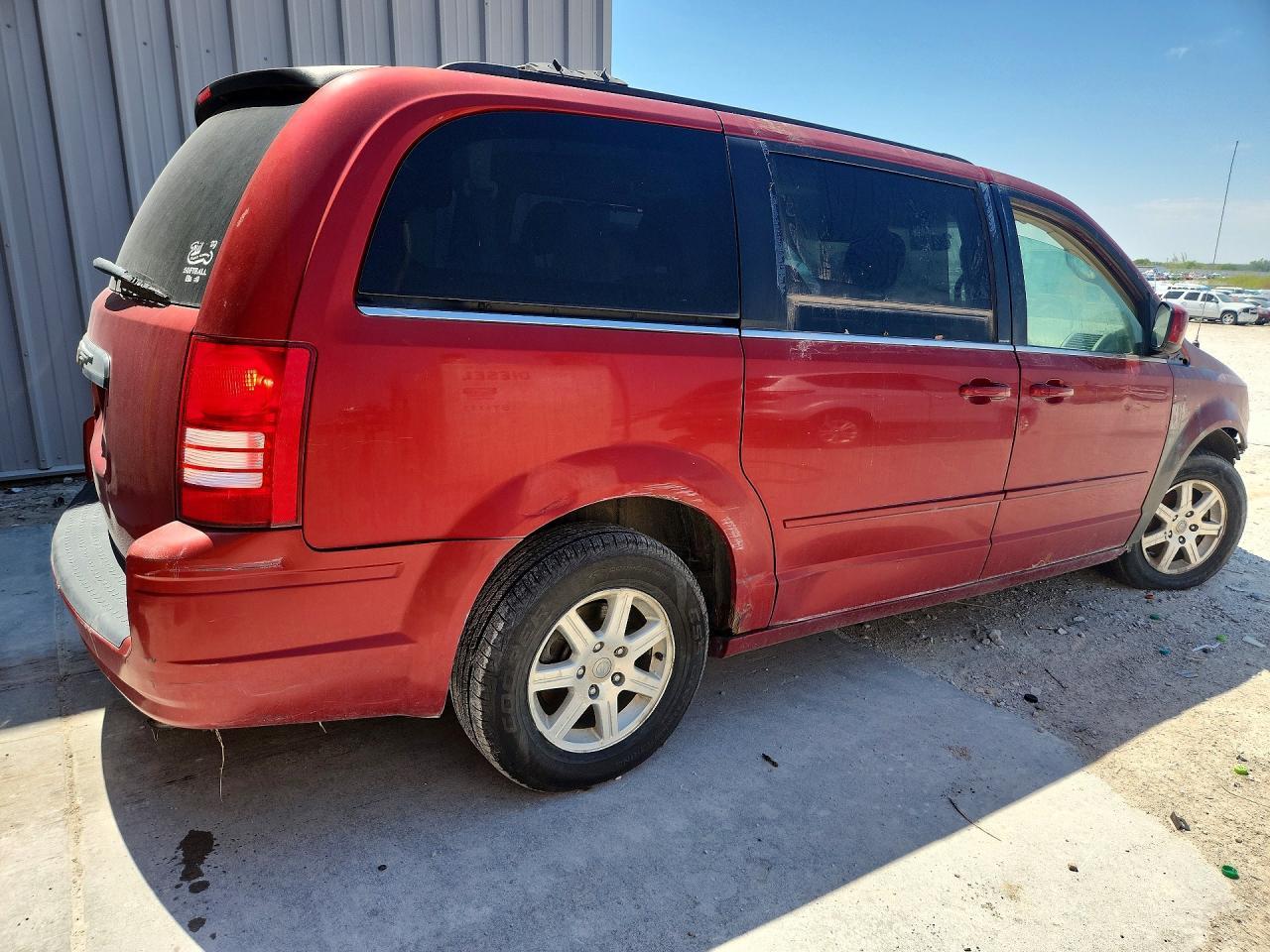 2008 Chrysler Town & Country Touring - Фото 3