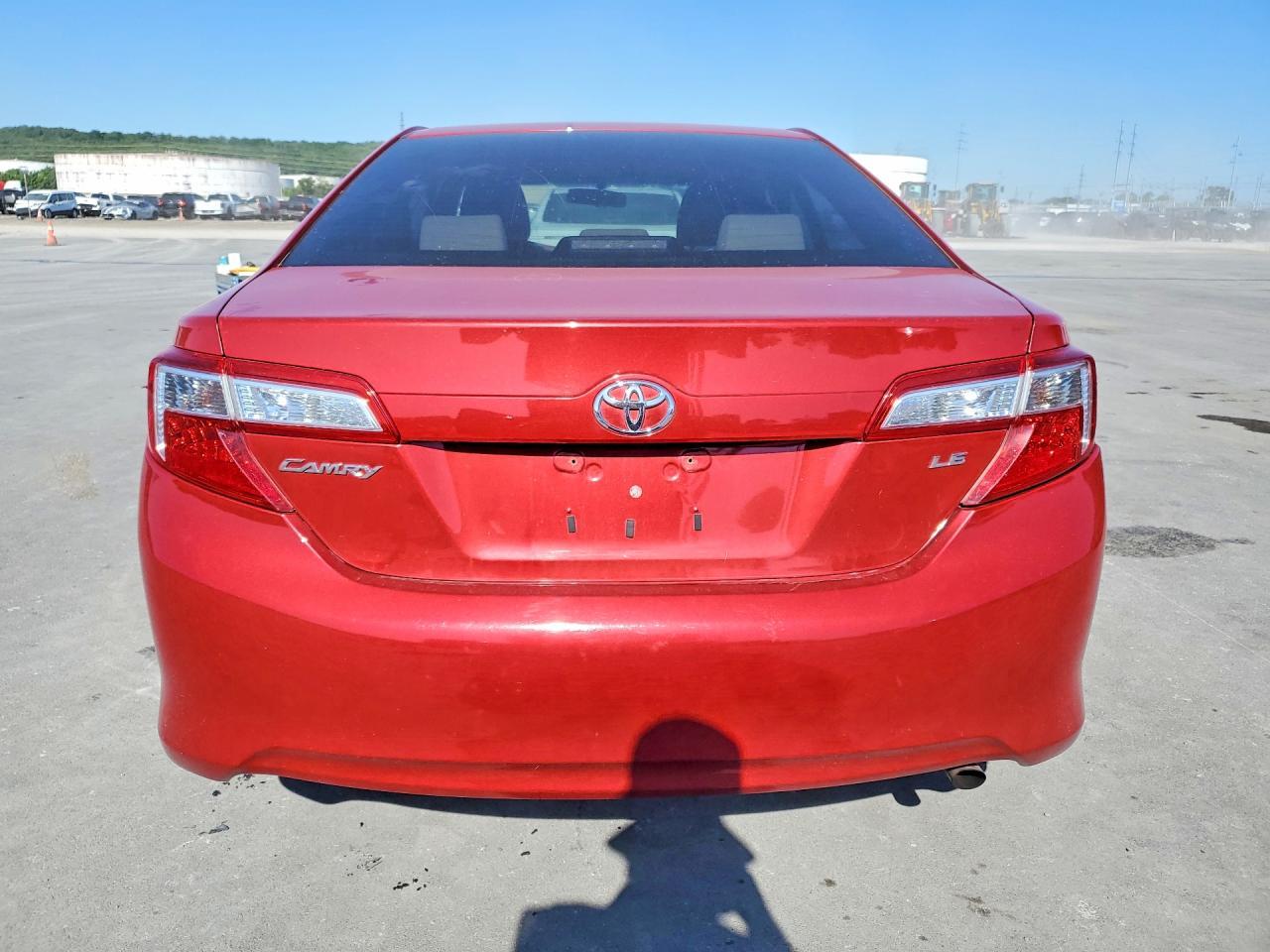 2012 Toyota Camry Le - Image 6