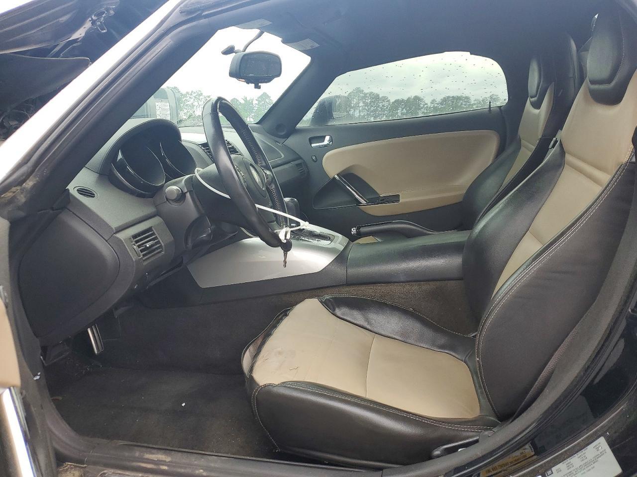2009 Saturn Sky - Image 7