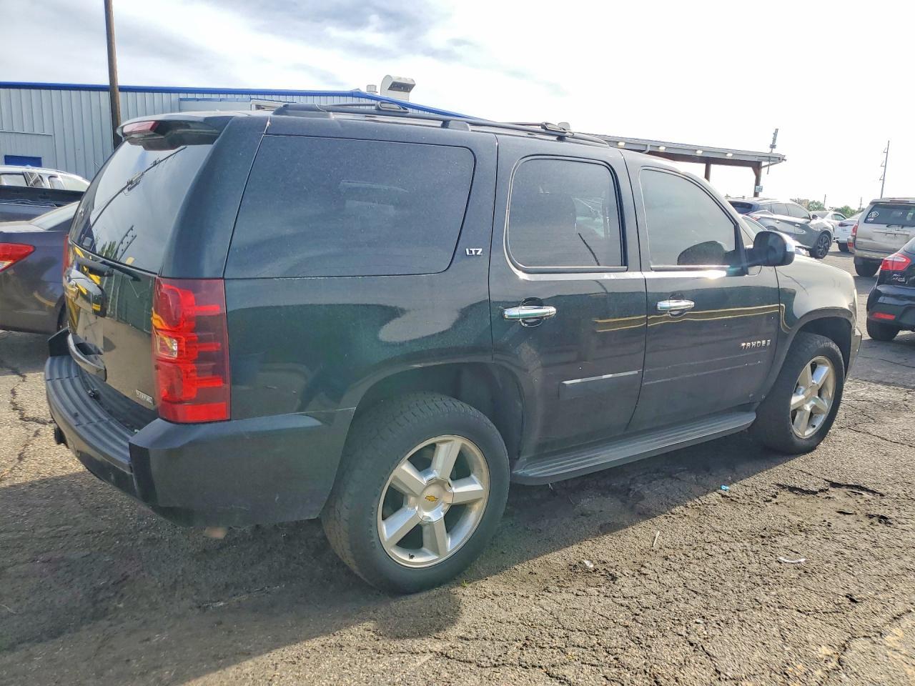 2008 Chevrolet Tahoe K1500 - Фото 3
