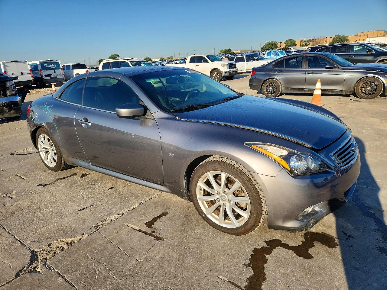 2014 Infiniti Q60 Convertible Base - Фото 4