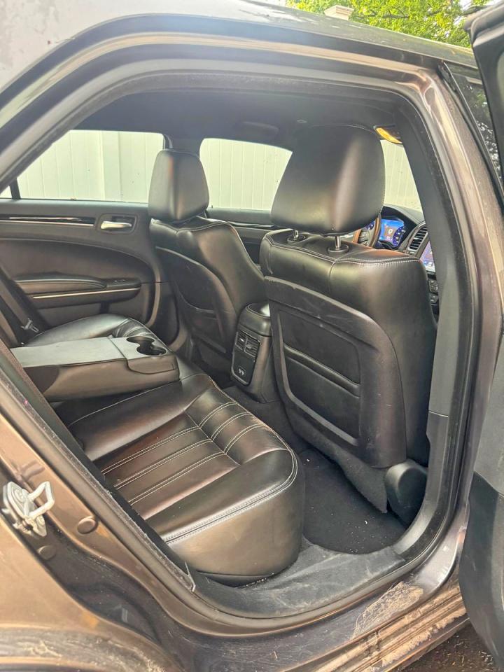2020 Chrysler 300 S - Image 6