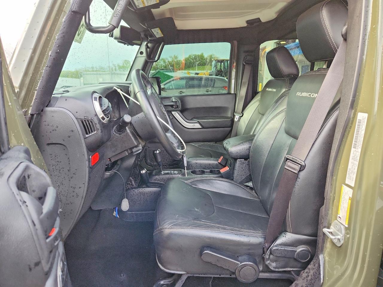 2016 Jeep Wrangler Unlimited Rubicon - Image 7