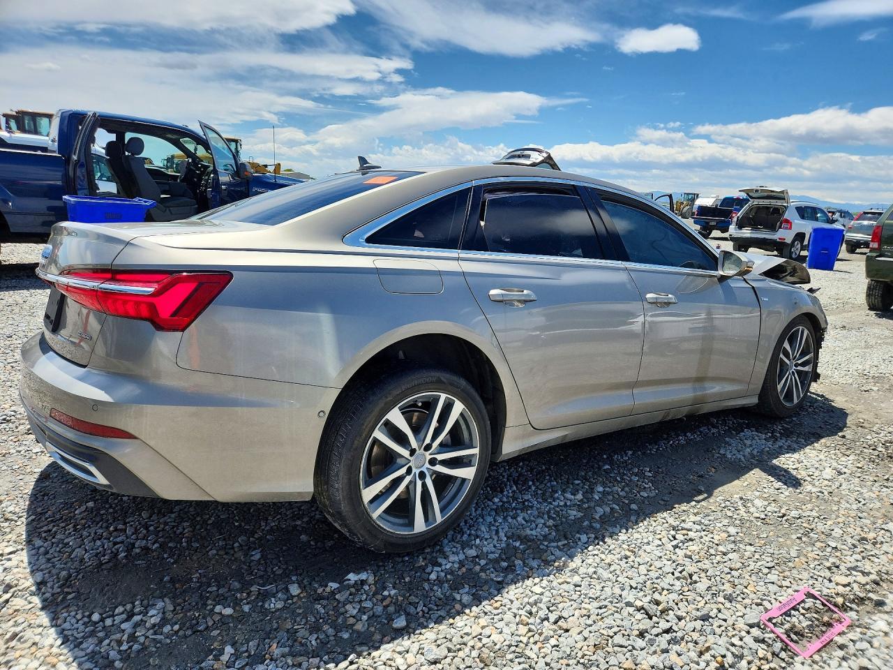 2019 Audi A6 Premium Plus - Image 3