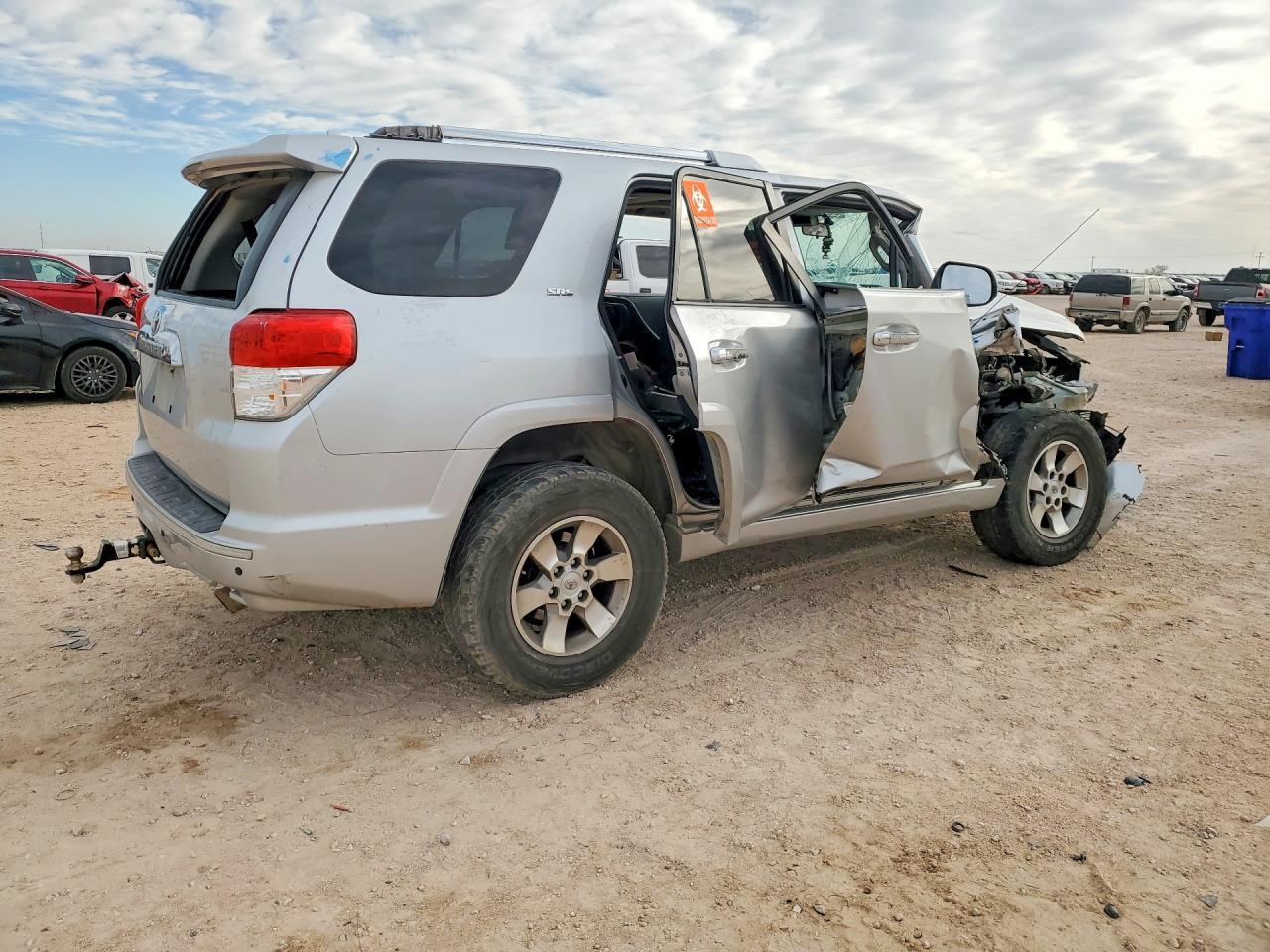 2010 Toyota 4Runner Sr5 - Image 3