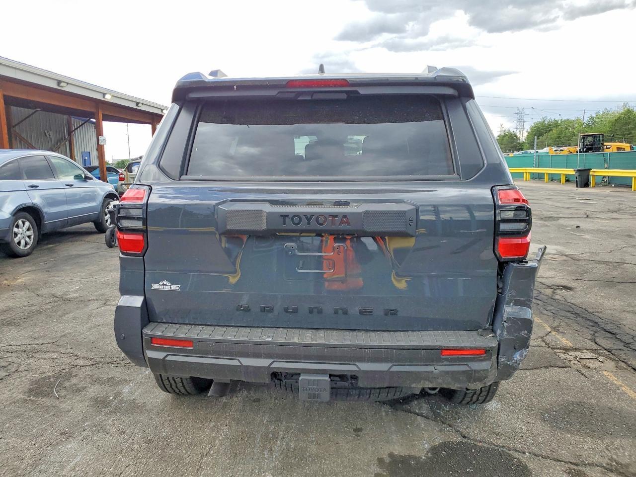 2025 Toyota 4Runner Trd Off-Road Premium - Image 6