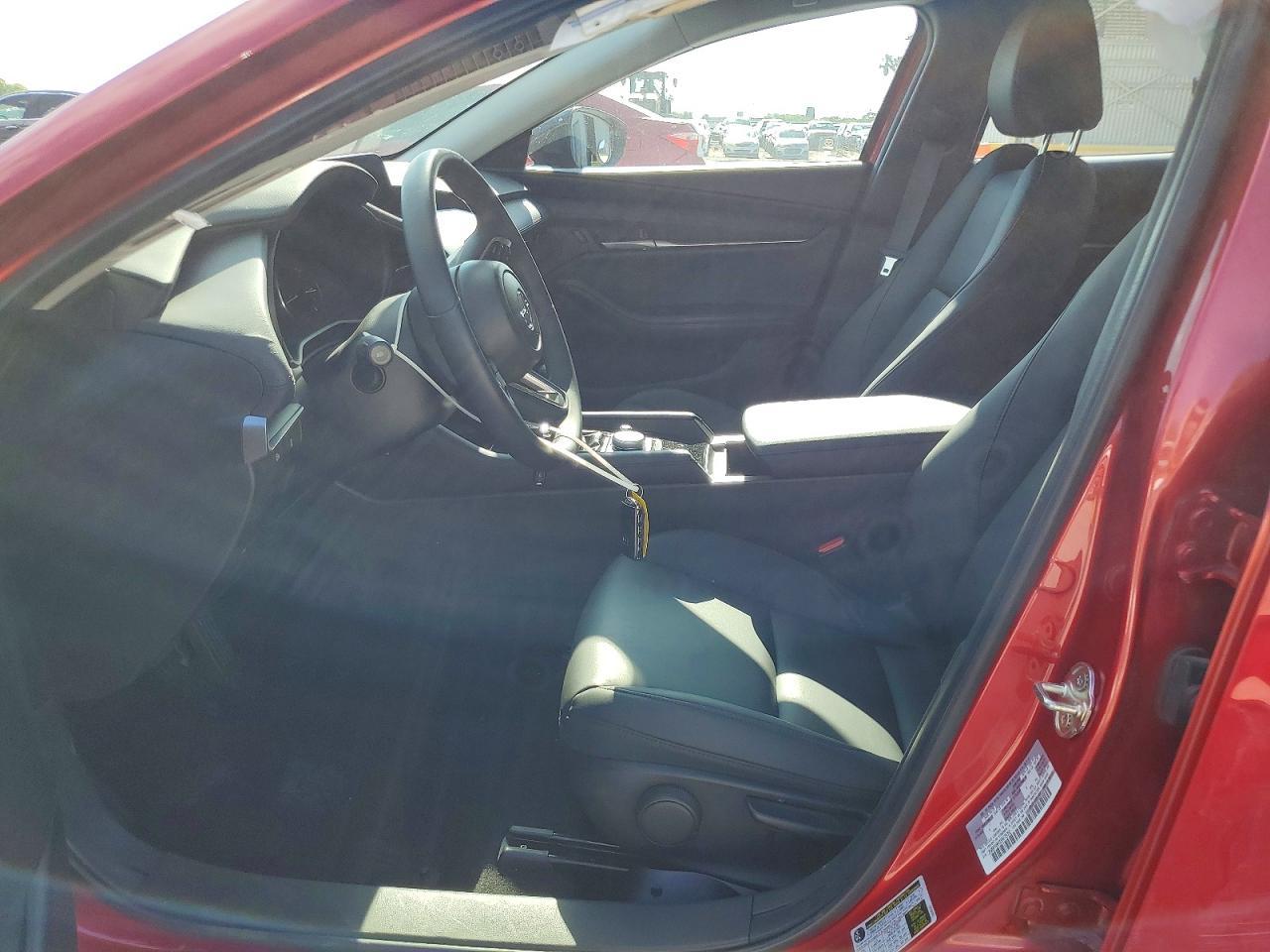 2025 Mazda 3 Select Sport - Image 7