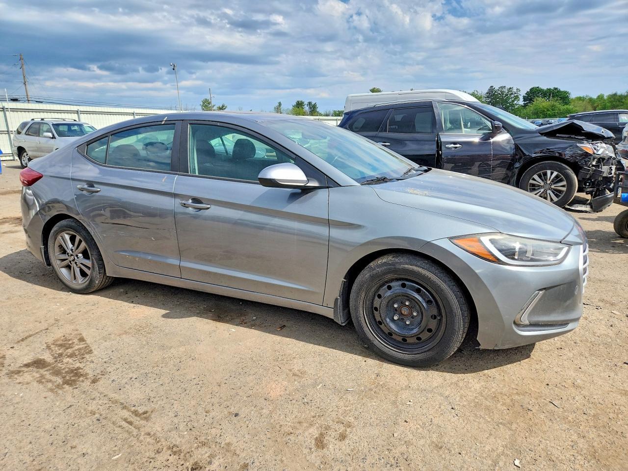 2018 Hyundai Elantra Value Edition - Фото 4