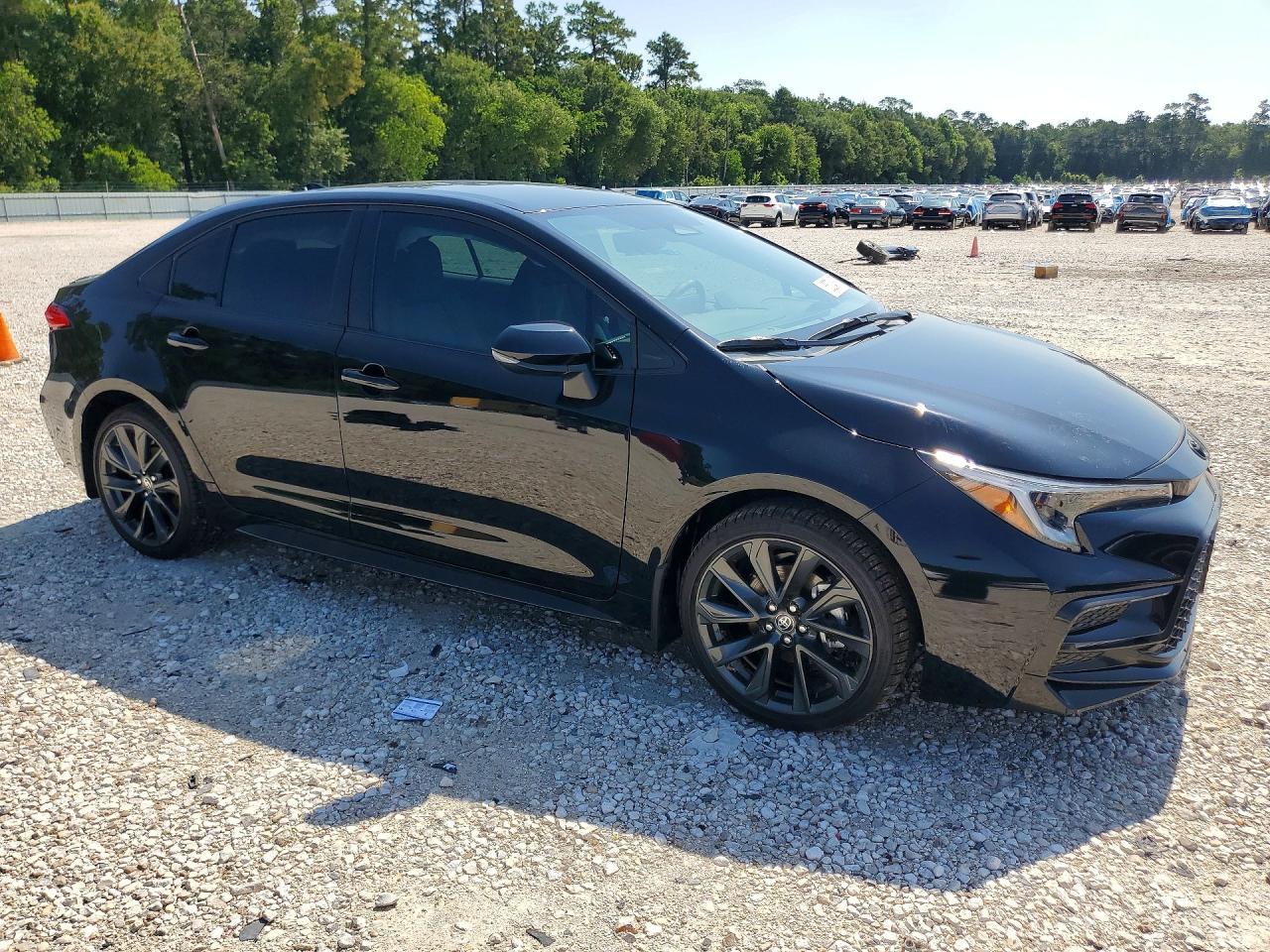 2026 Toyota Corolla Se - Image 4