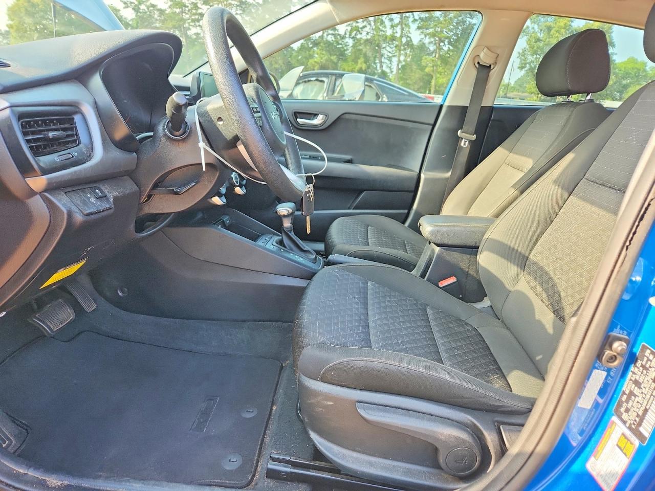 2022 Kia Rio S - Фото 7