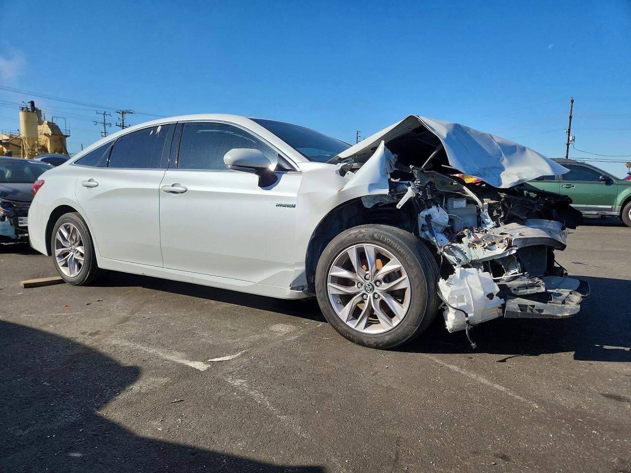 2019 Toyota Avalon Hybrid Xle - Image 4