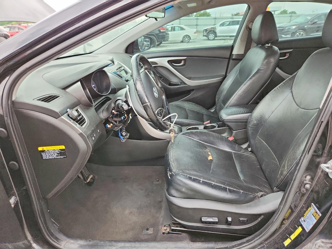 2013 Hyundai Elantra Limited - Image 7