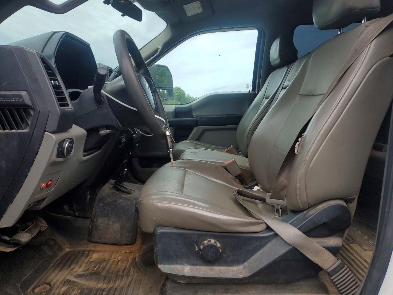 2017 Ford F250 Super Duty - Фото 7