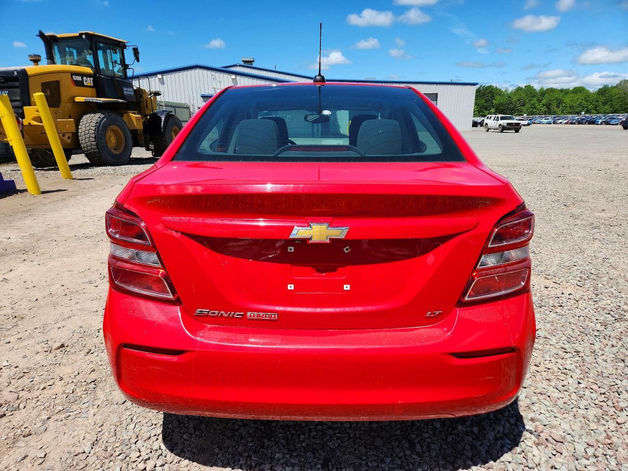 2017 Chevrolet Sonic Lt - Image 6