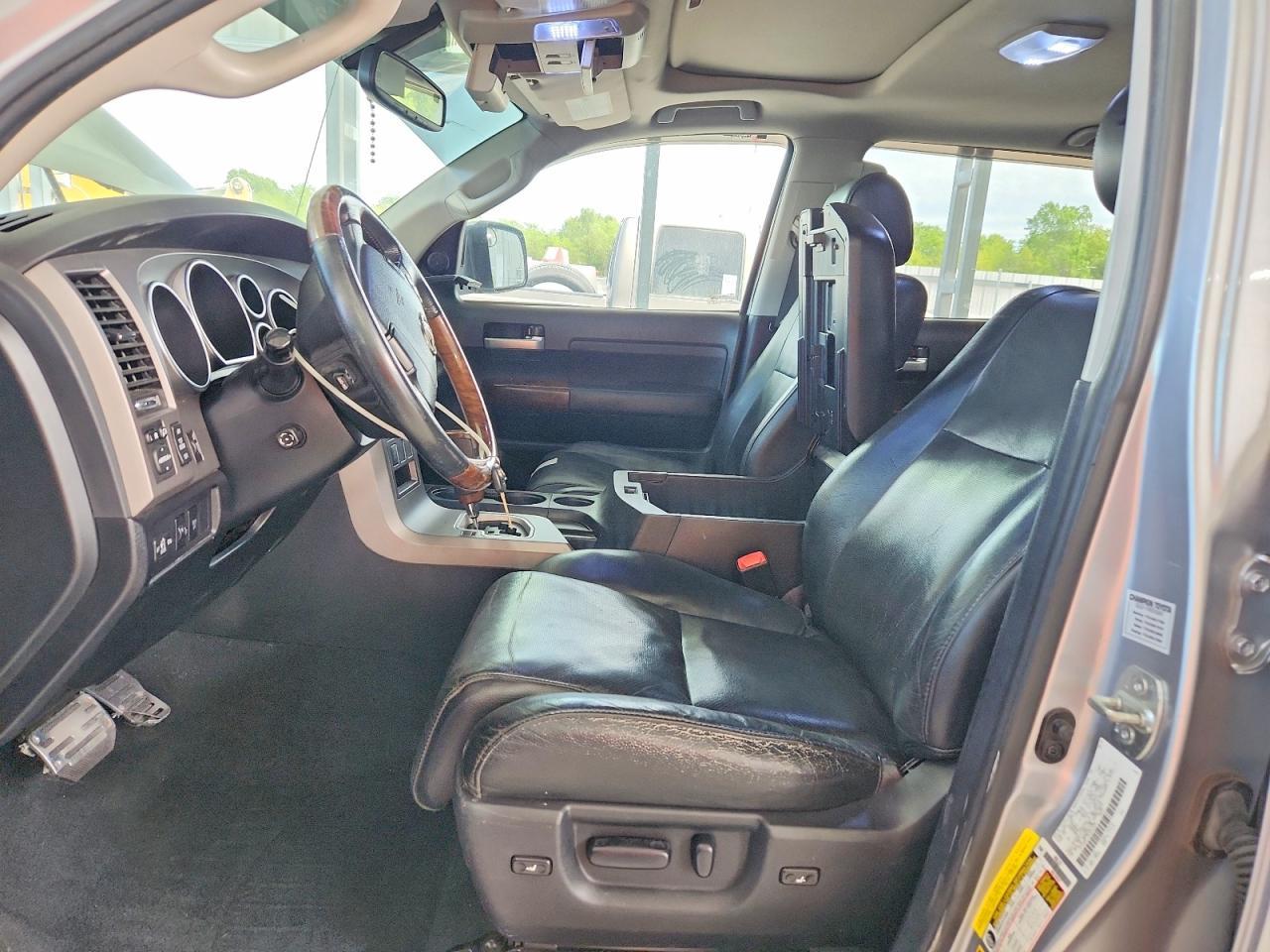 2012 Toyota Tundra Crewmax Limited - Image 7