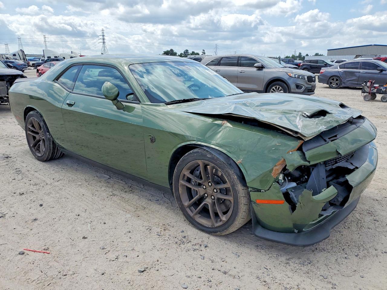 2023 Dodge Chall Srt8 - Image 4