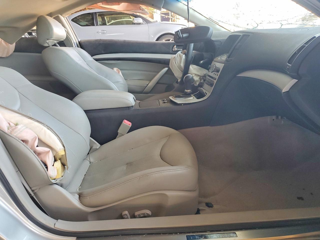 2009 Infiniti G37 Coupe Base - Image 7