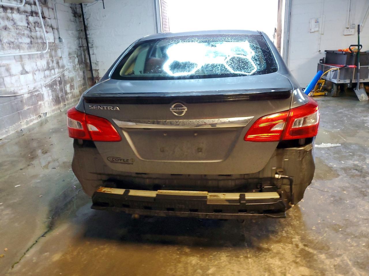 2018 Nissan Sentra S - Image 6