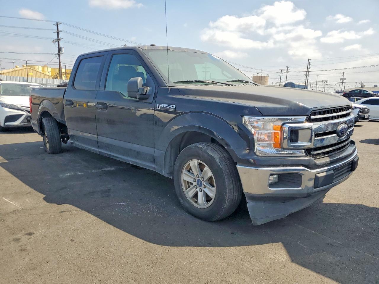 2018 Ford F150 Supercrew - Image 4