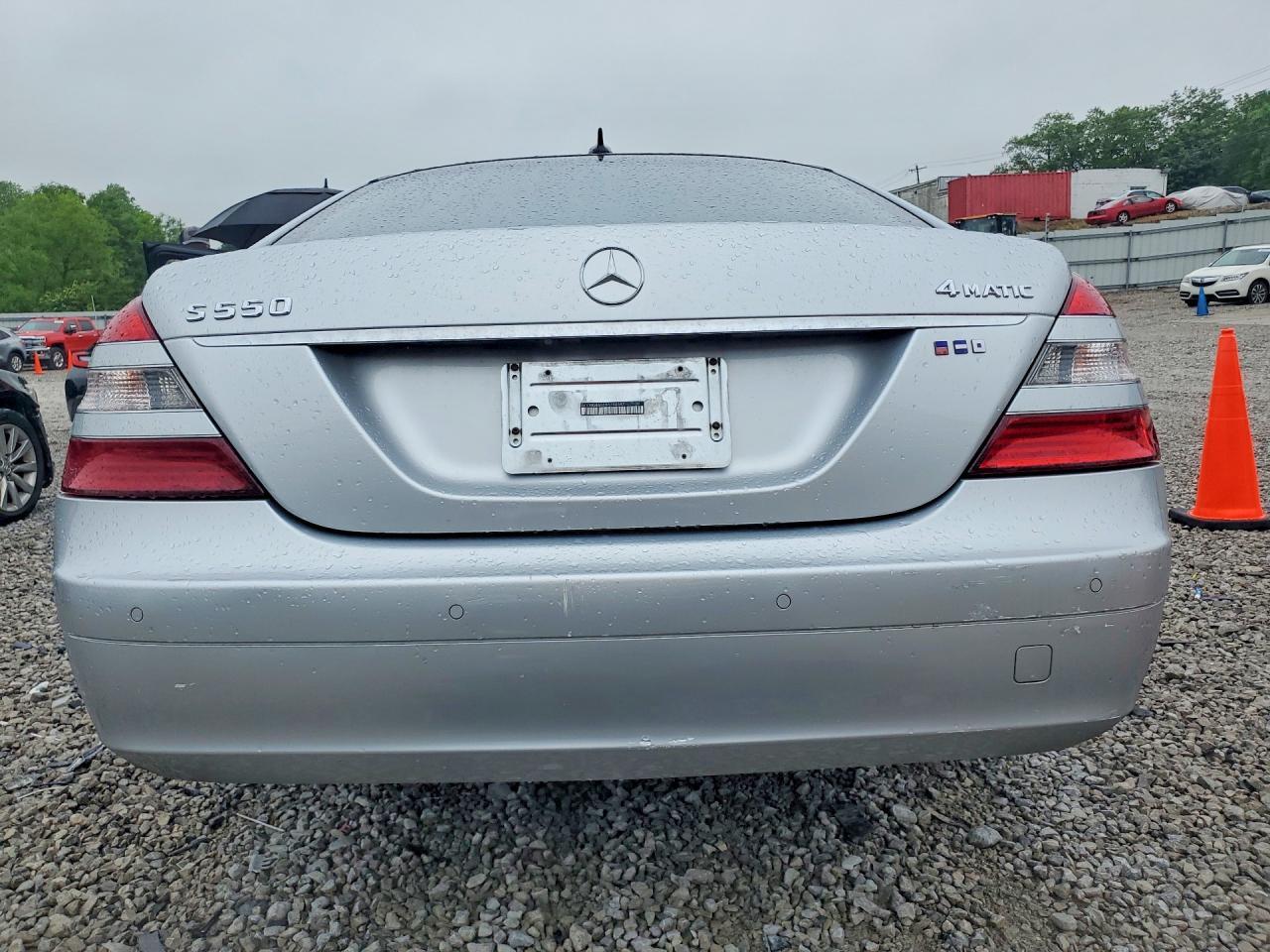 2009 Mercedes-Benz S 550 4Matic - Image 6