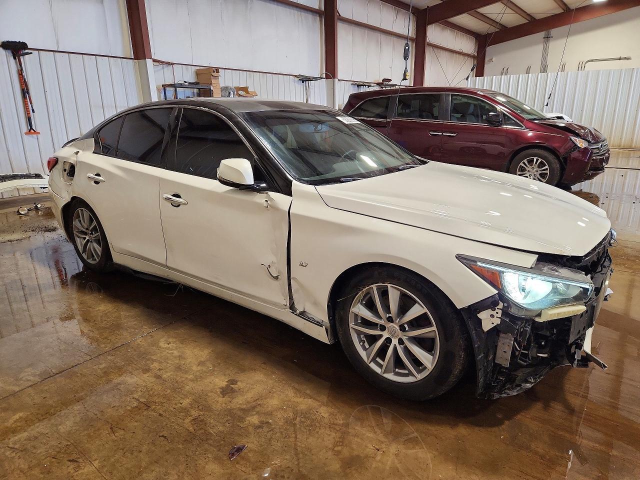 2015 Infiniti Q50 Premium - Фото 4