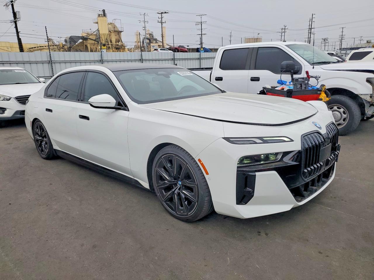2025 BMW I7 Edrive50 - Фото 4