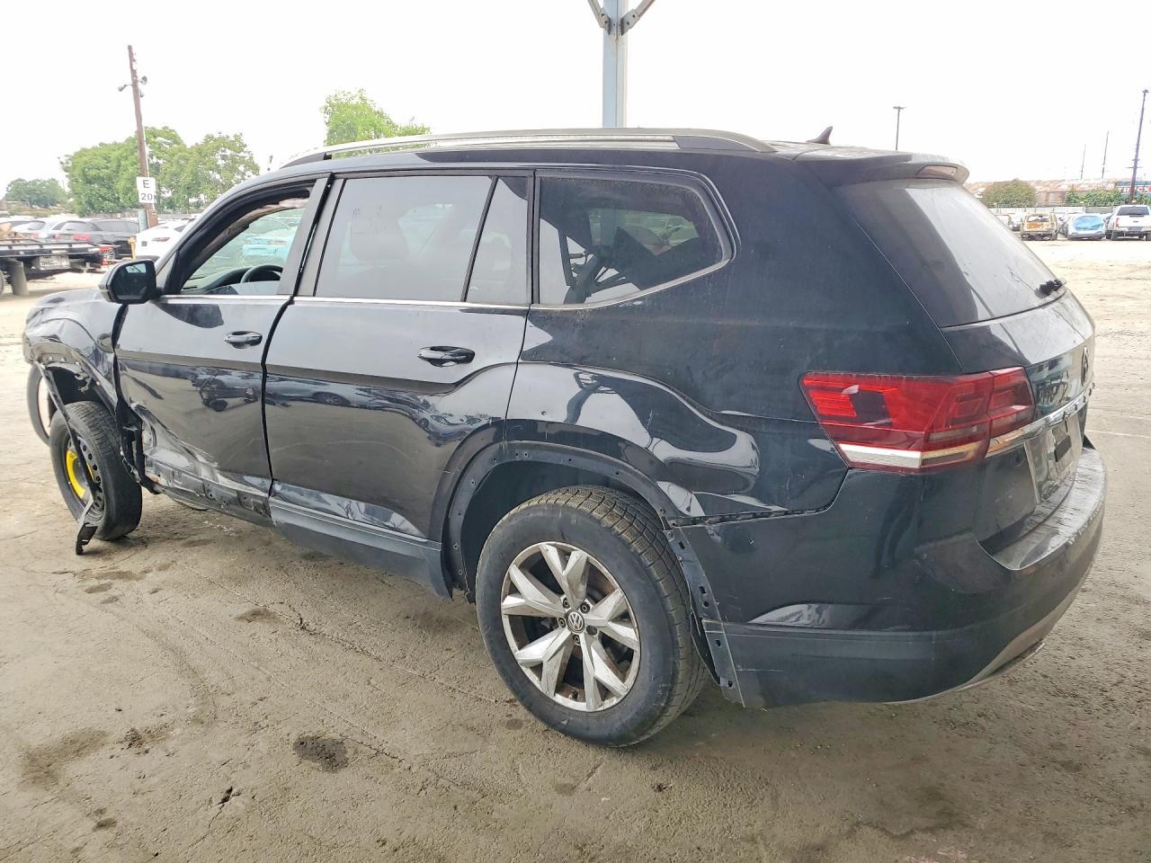 2018 Volkswagen Atlas S - Фото 2