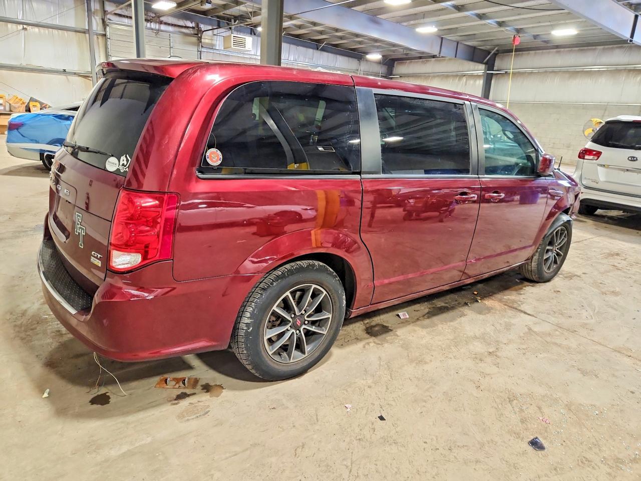2018 Dodge Grand Caravan Gt - Фото 3