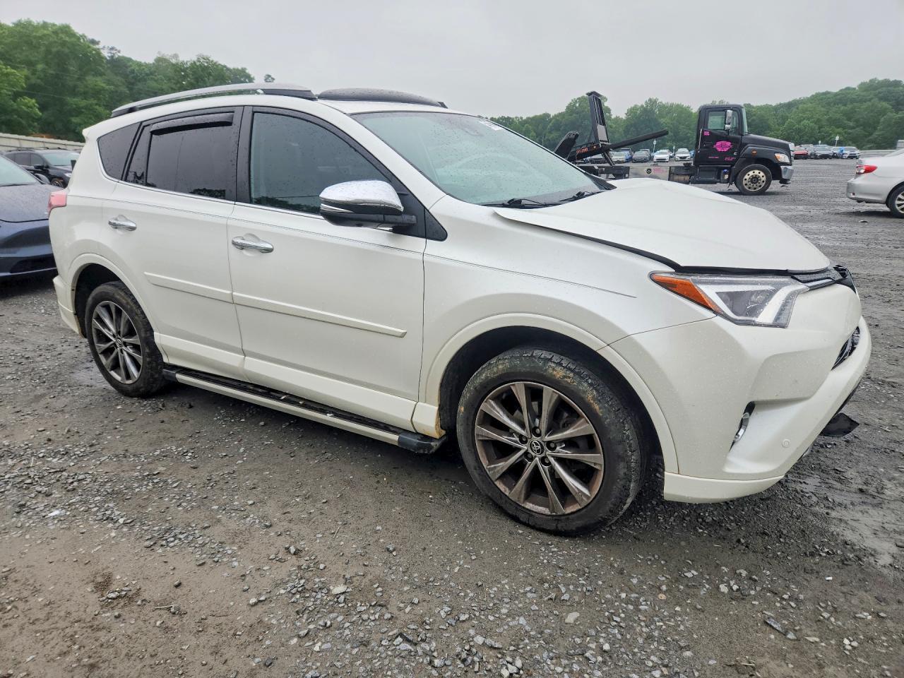 2017 Toyota Rav4 Platinum - Фото 4