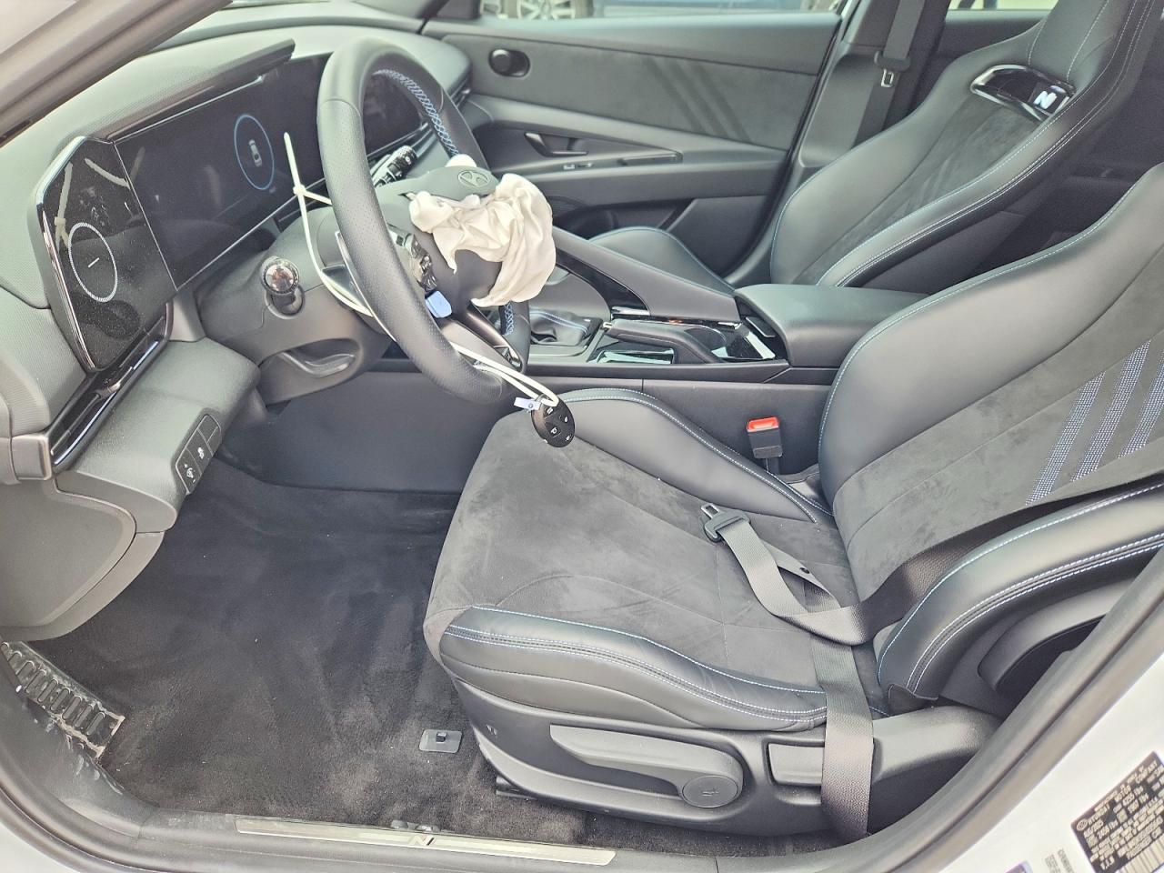 2025 Hyundai Elantra N Base - Фото 7