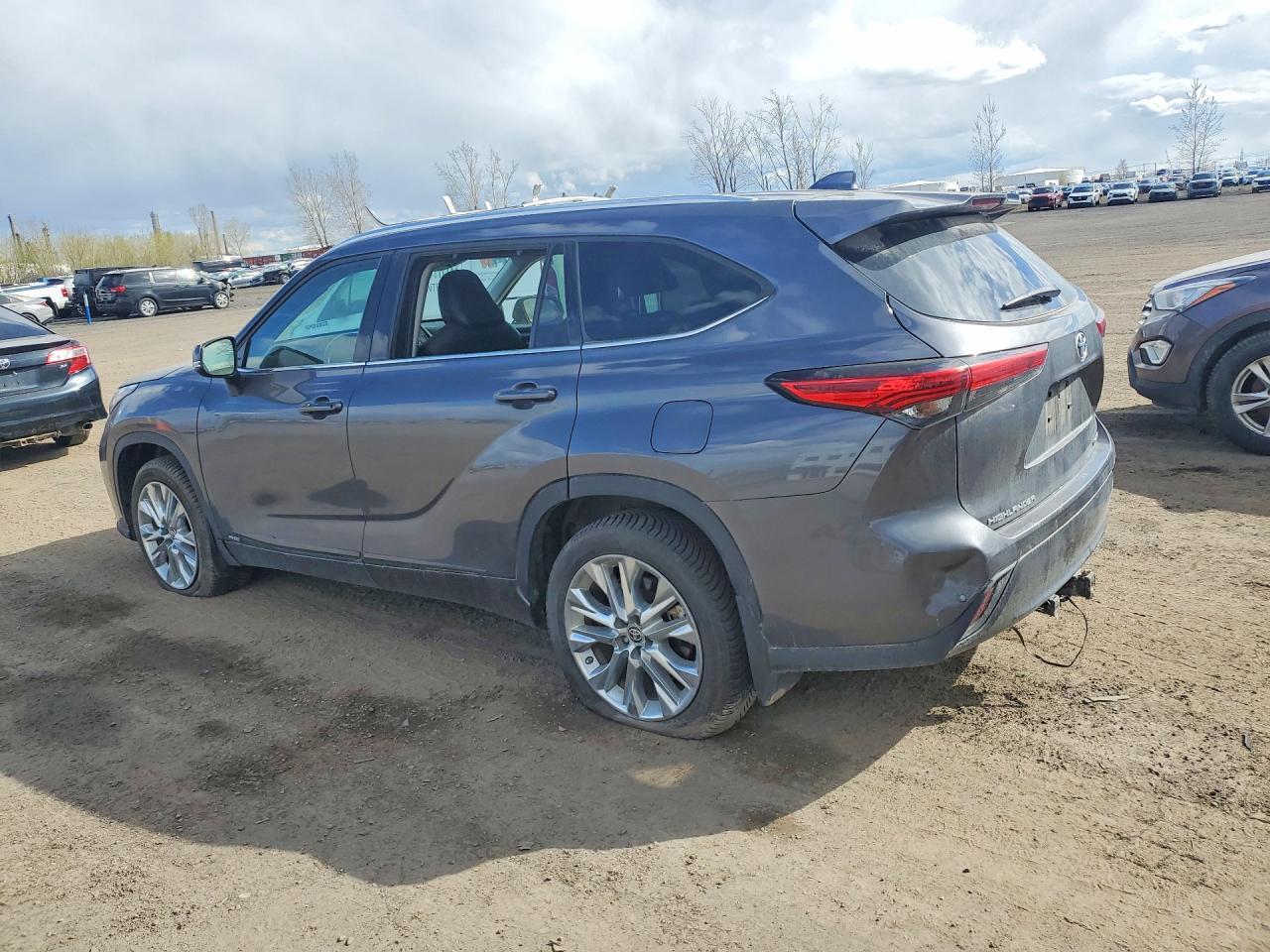 2022 Toyota Highlander Hybrid Limited - Фото 2