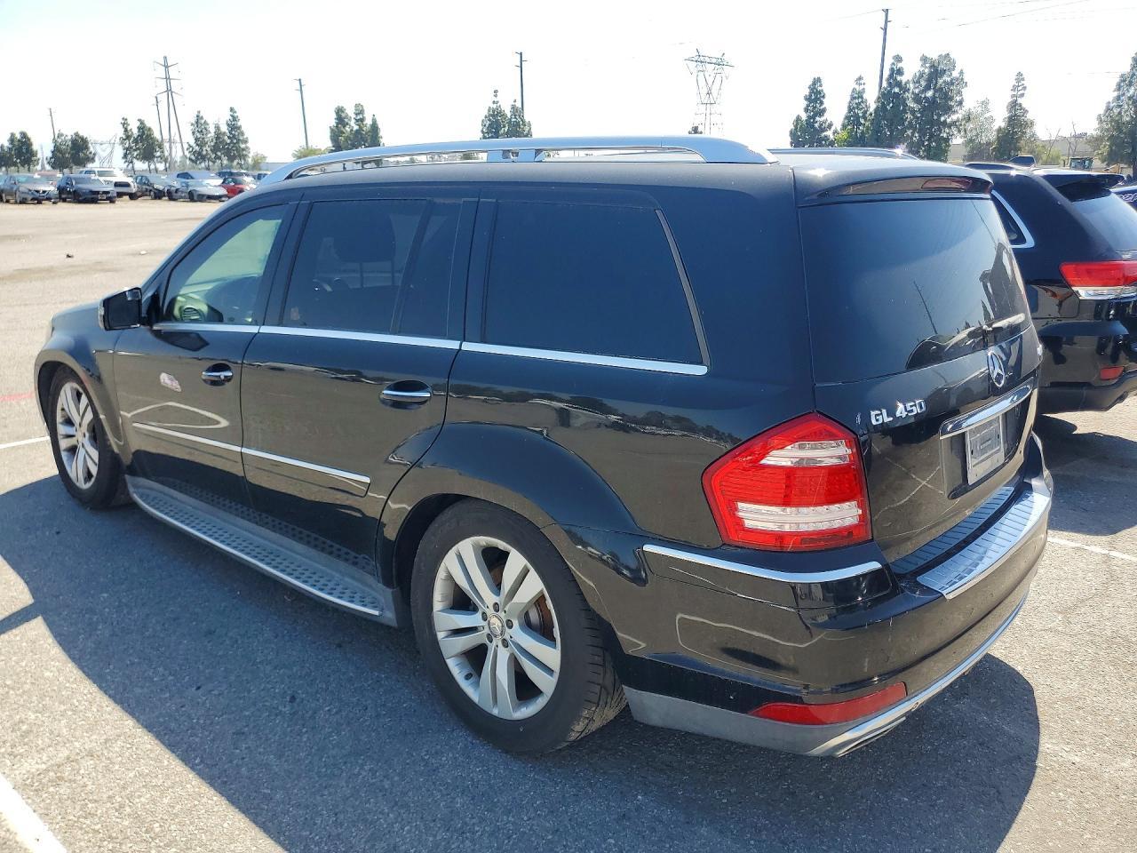 2012 Mercedes-Benz Gl 450 4Matic - Image 2