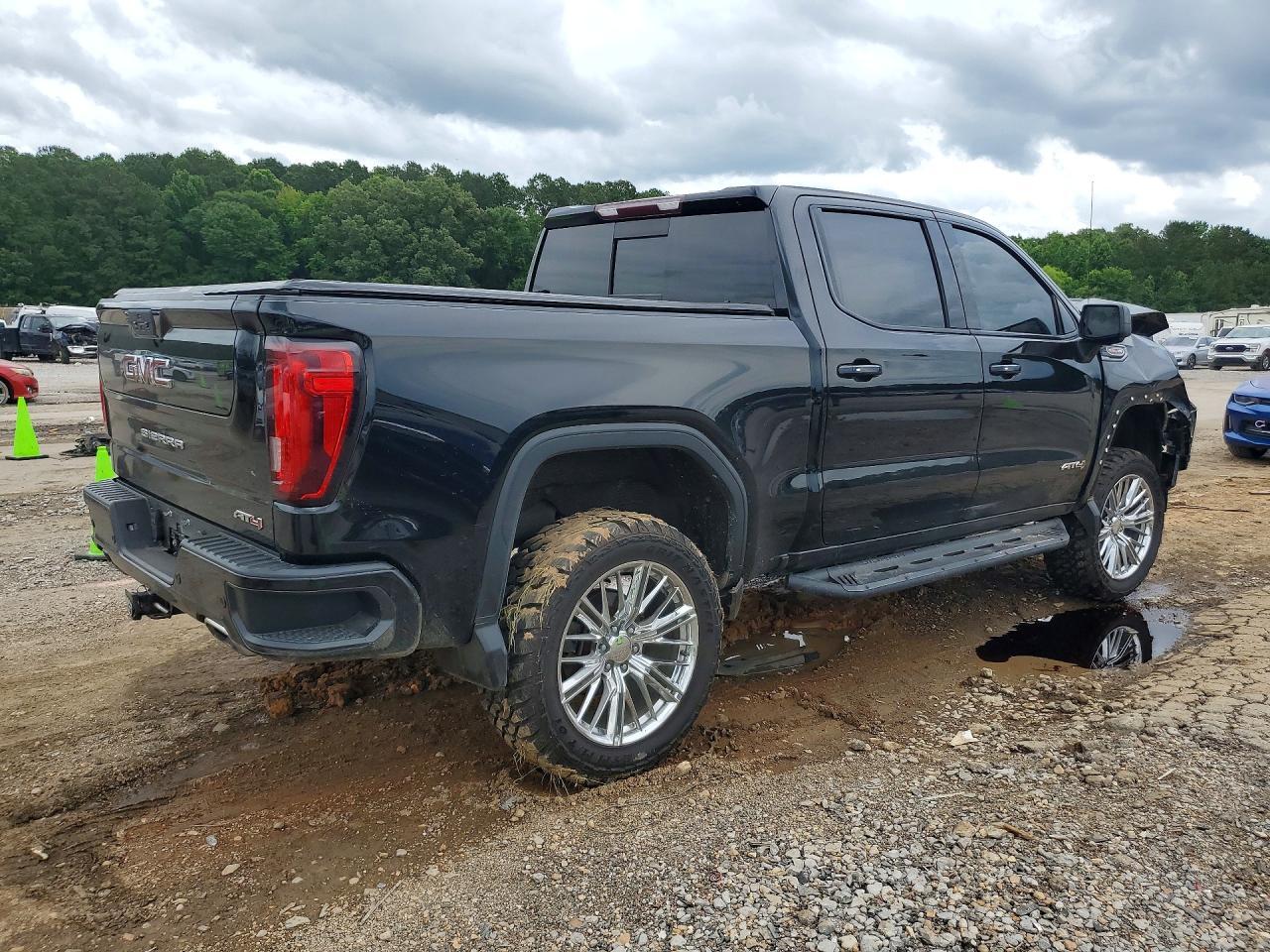 2019 GMC Sierra K1500 At4 - Фото 3