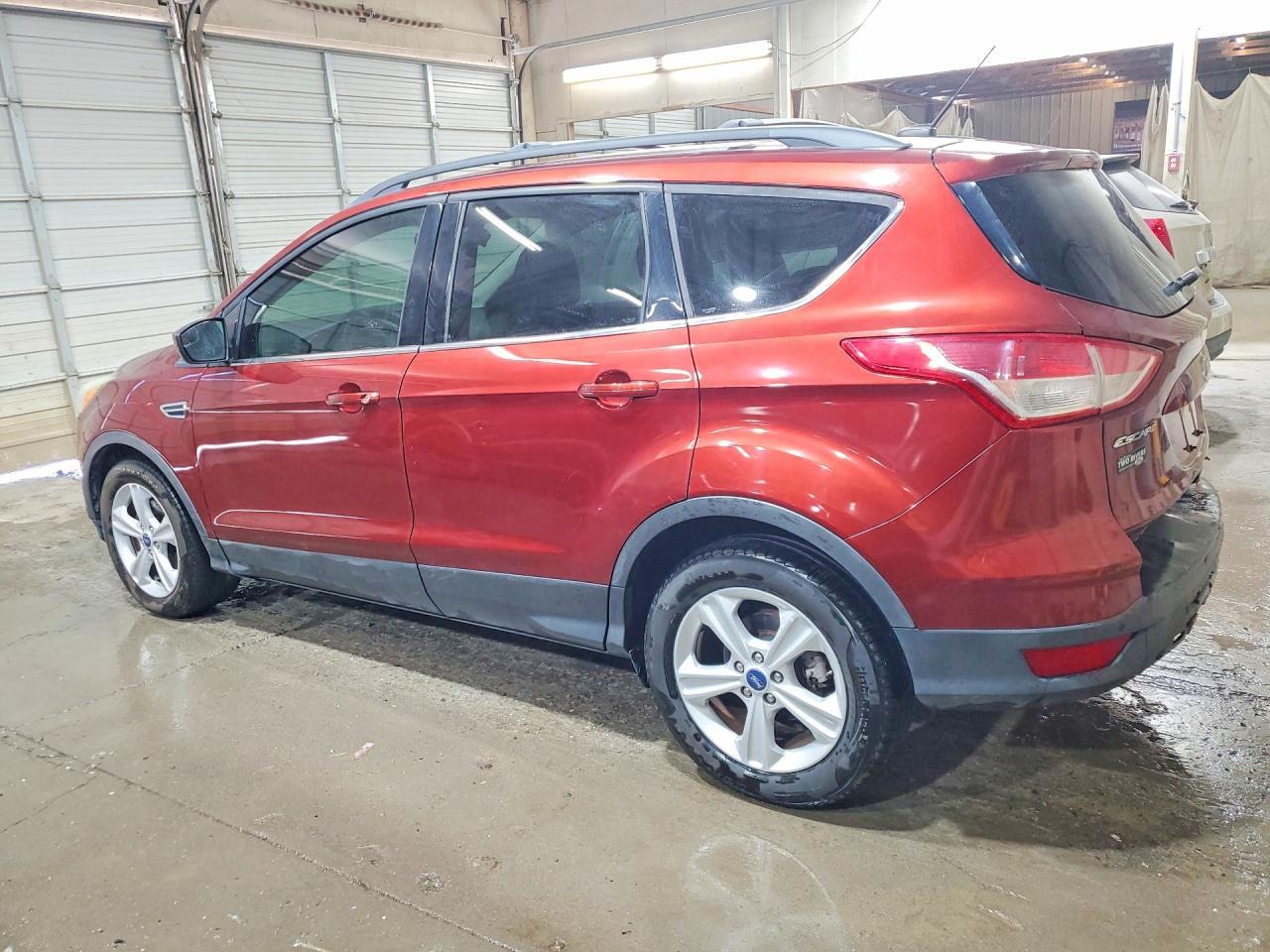 2014 Ford Escape Se - Фото 2