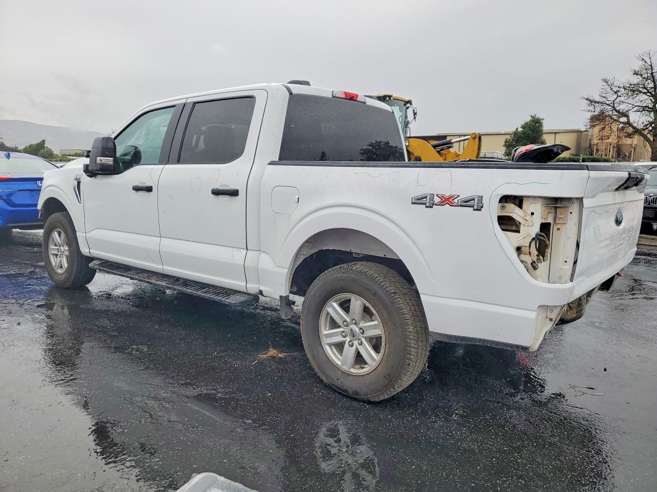 2023 Ford F150 Supercrew - Фото 2