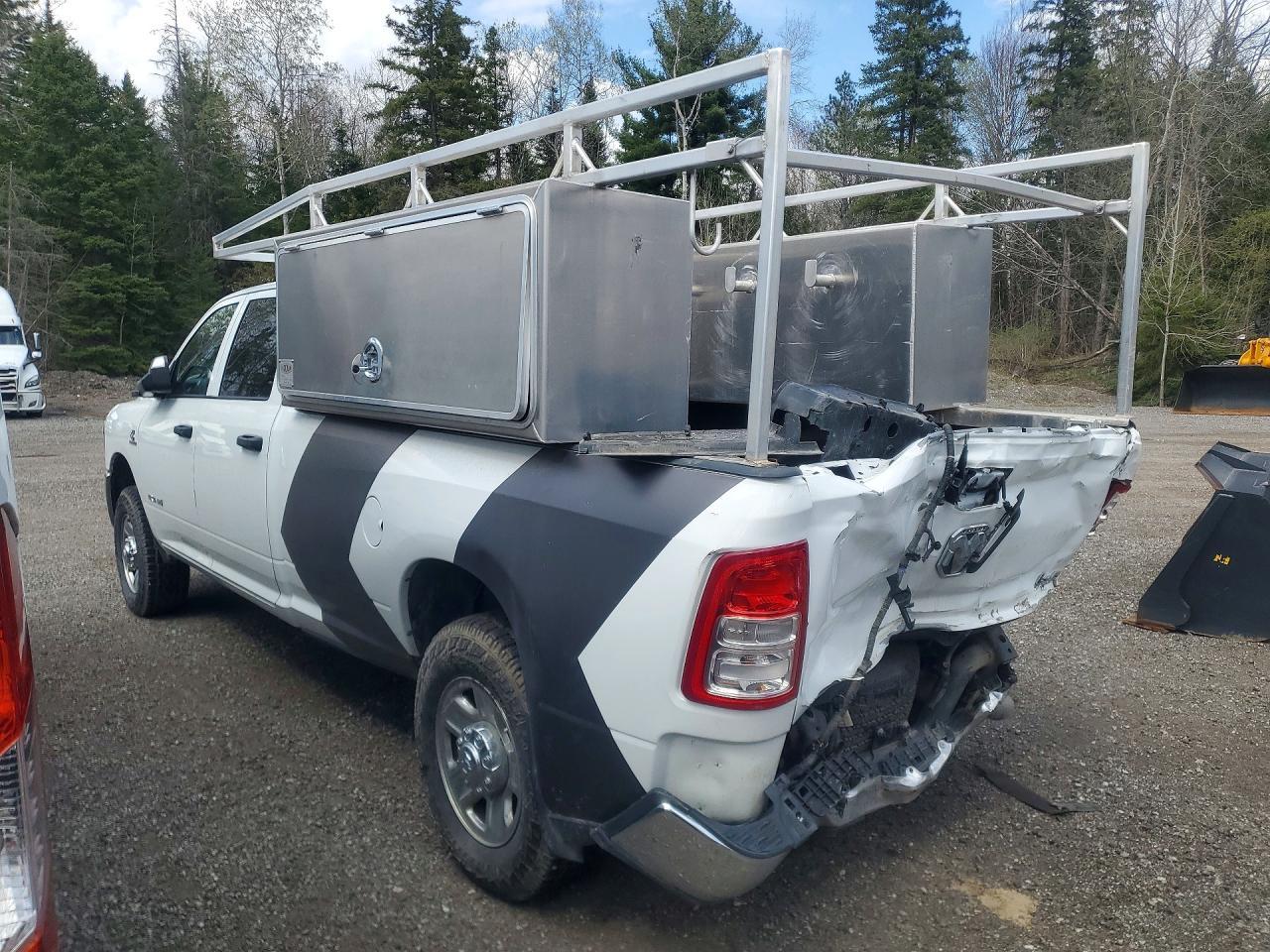 2022 Ram 2500 Tradesman - Фото 2
