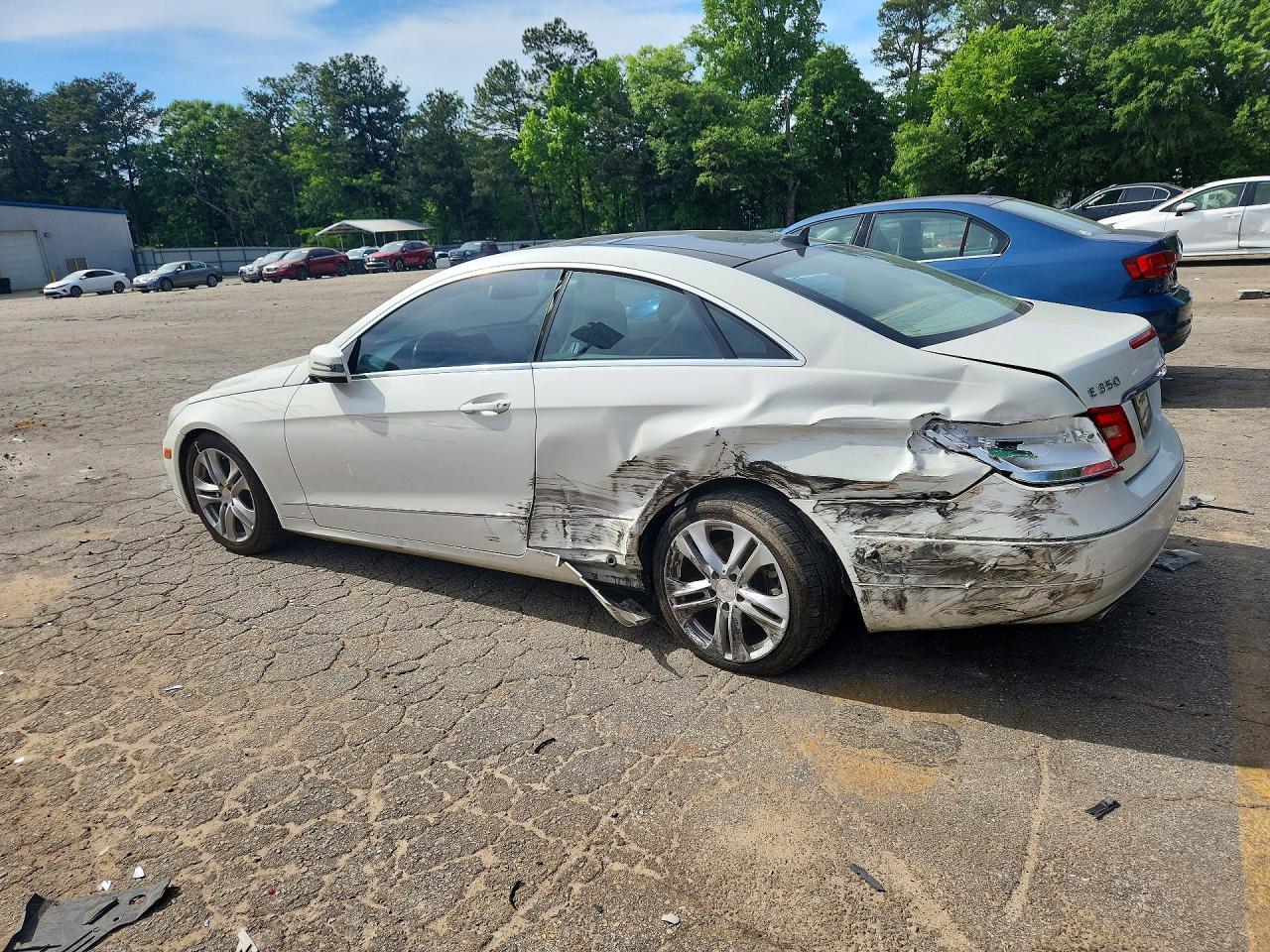 2011 Mercedes-Benz E 350 - Фото 2