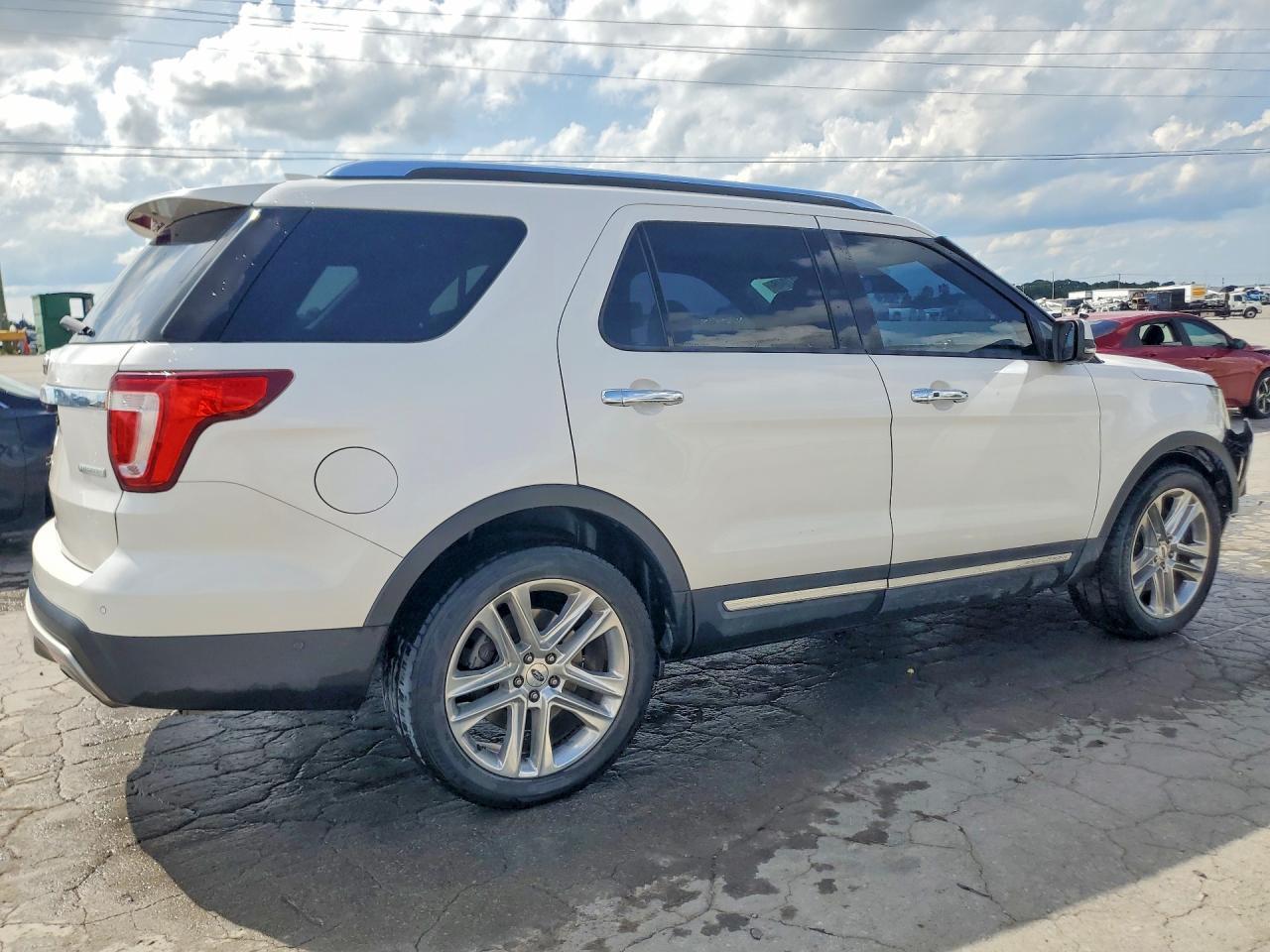 2017 Ford Explorer Limited - Фото 3