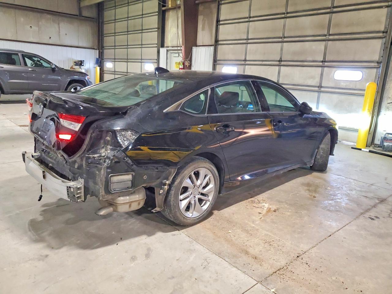 2019 Honda Accord Lx - Фото 3
