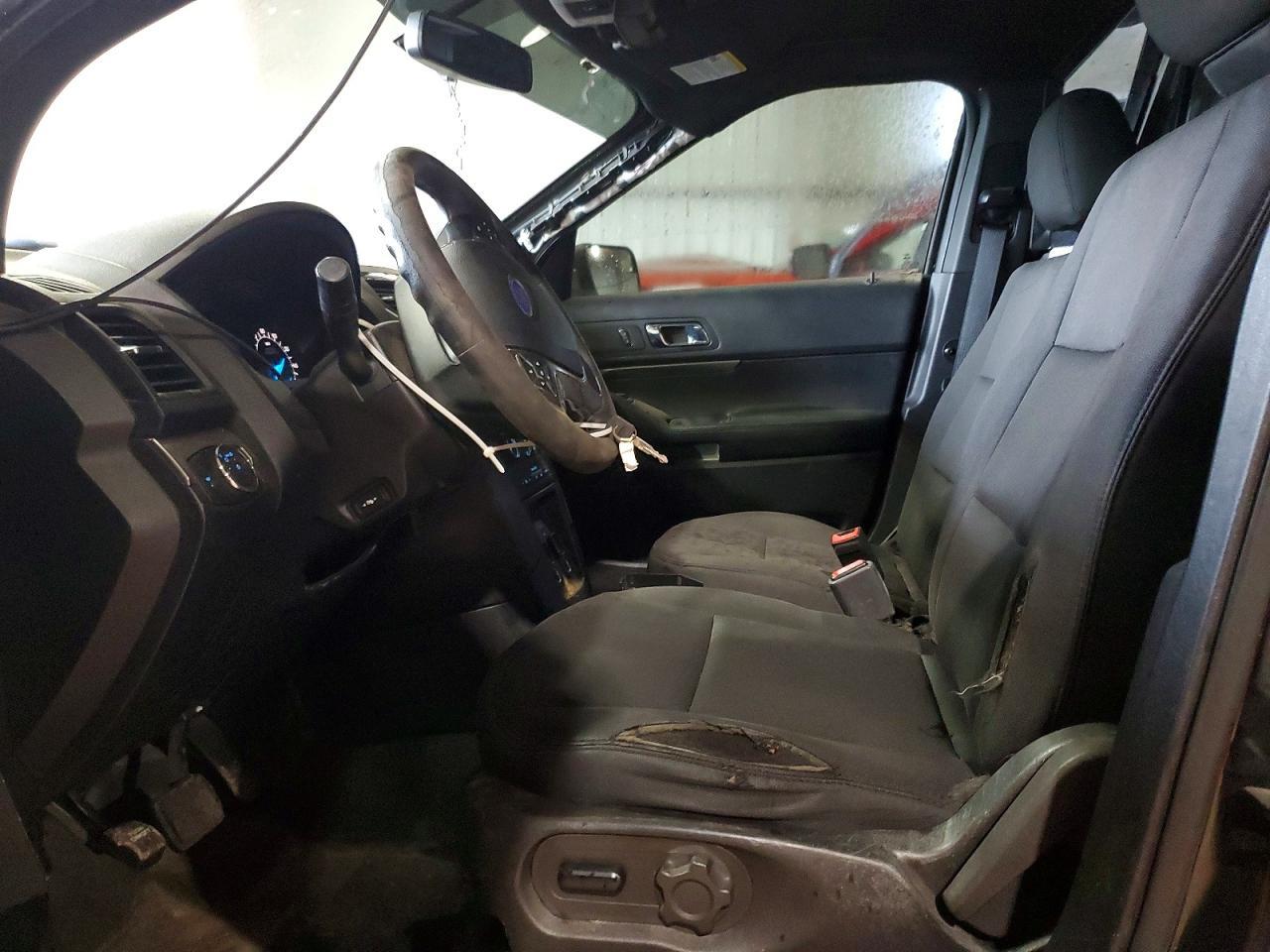 2019 Ford Explorer - Image 7
