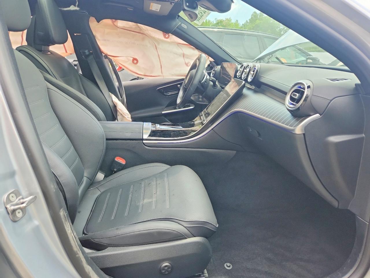 2025 Mercedes-Benz C 300 4Matic - Image 7