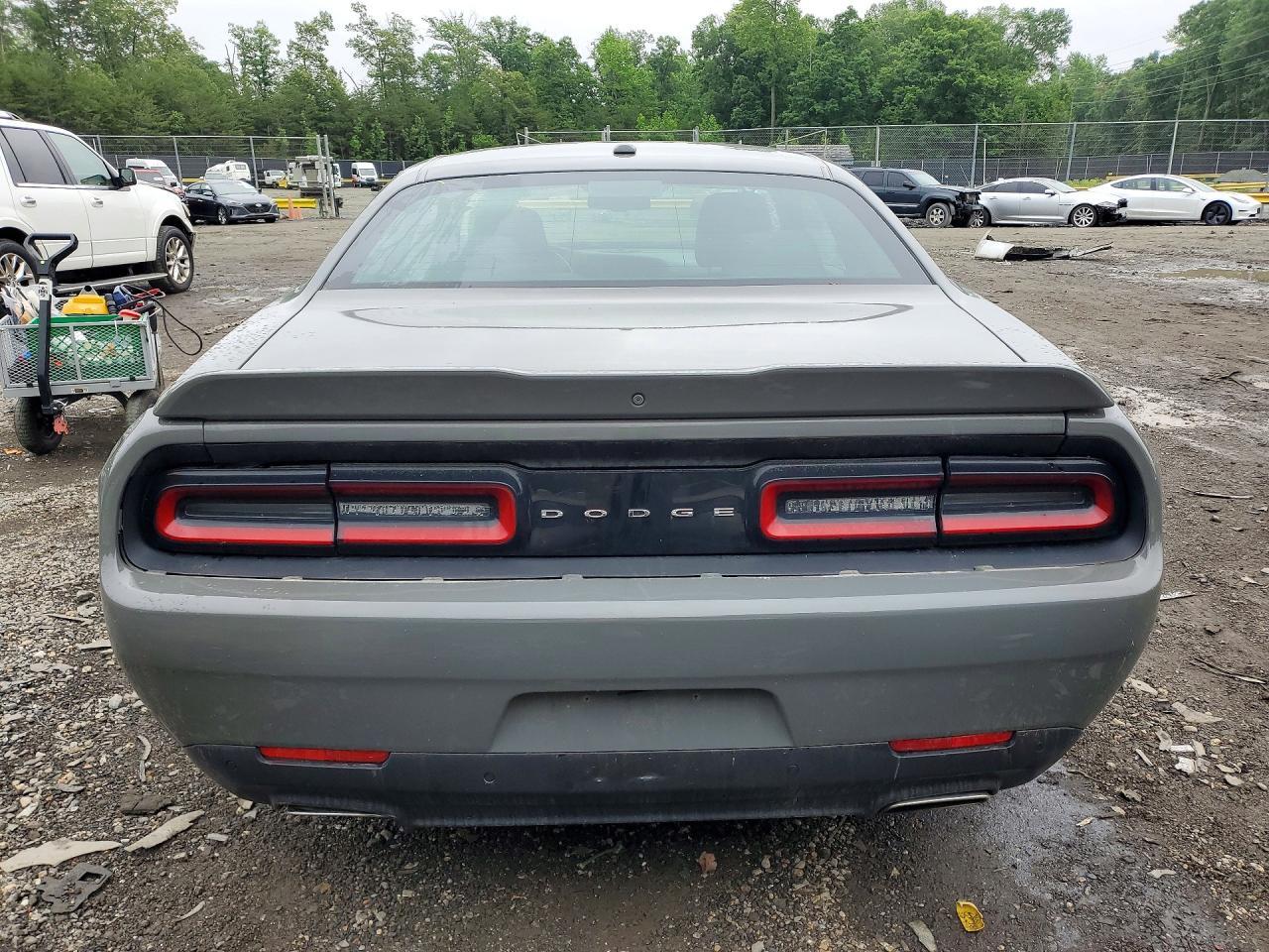 2018 Dodge Challenger Sxt - Image 6