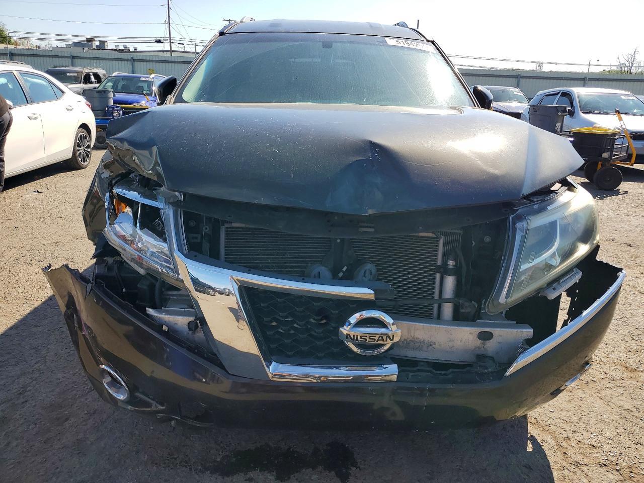 2015 Nissan Pathfinder S - Фото 5