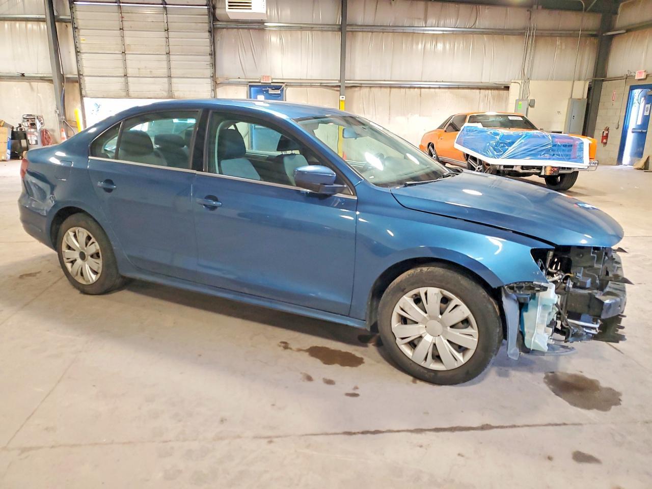 2017 Volkswagen Jetta S - Фото 4