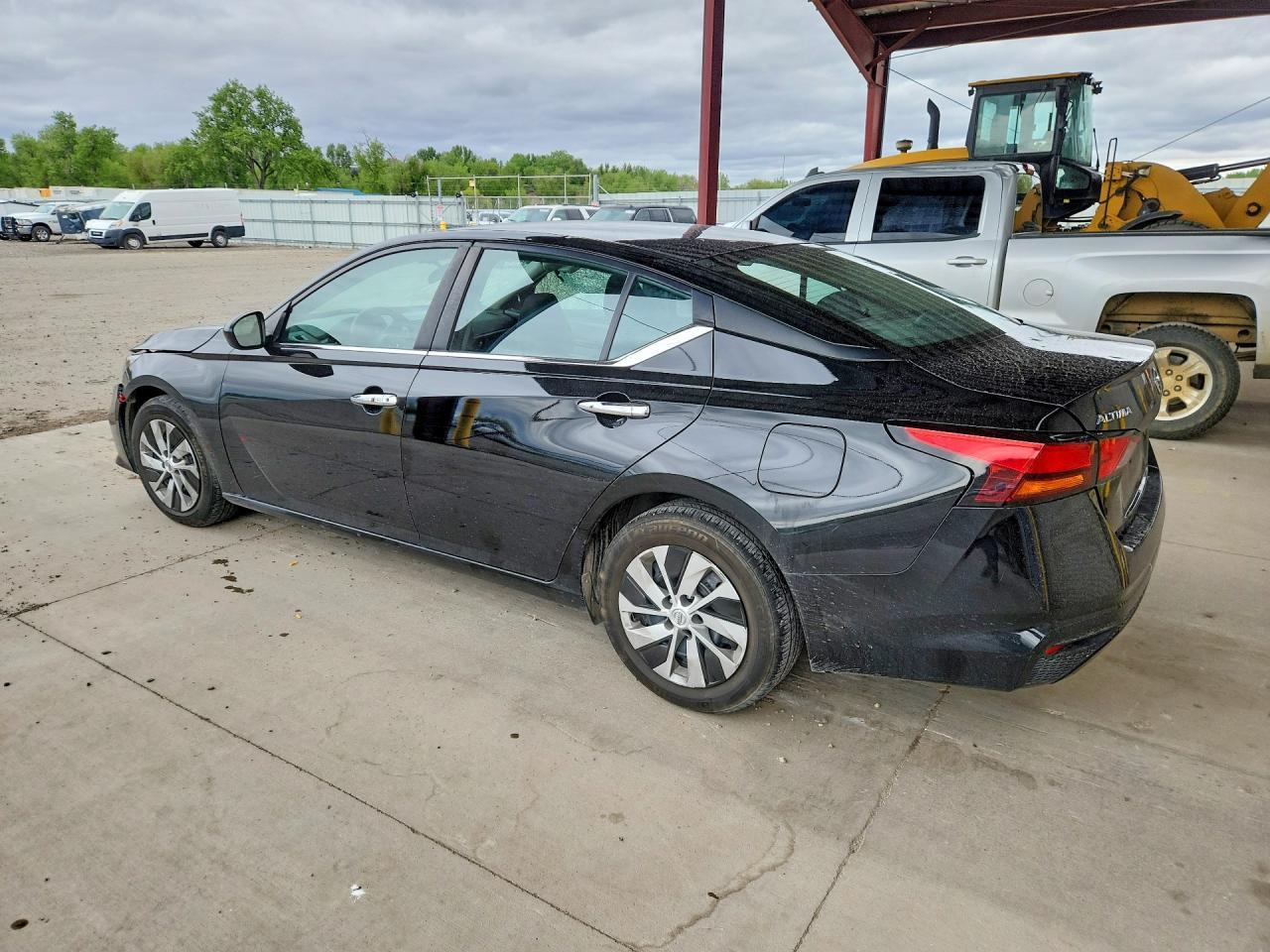 2022 Nissan Altima S - Фото 2