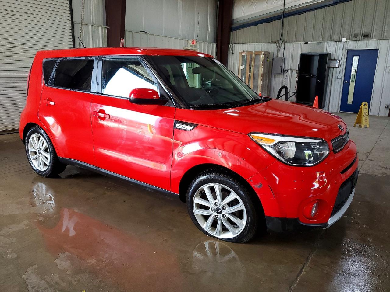 2017 Kia Soul + - Image 4