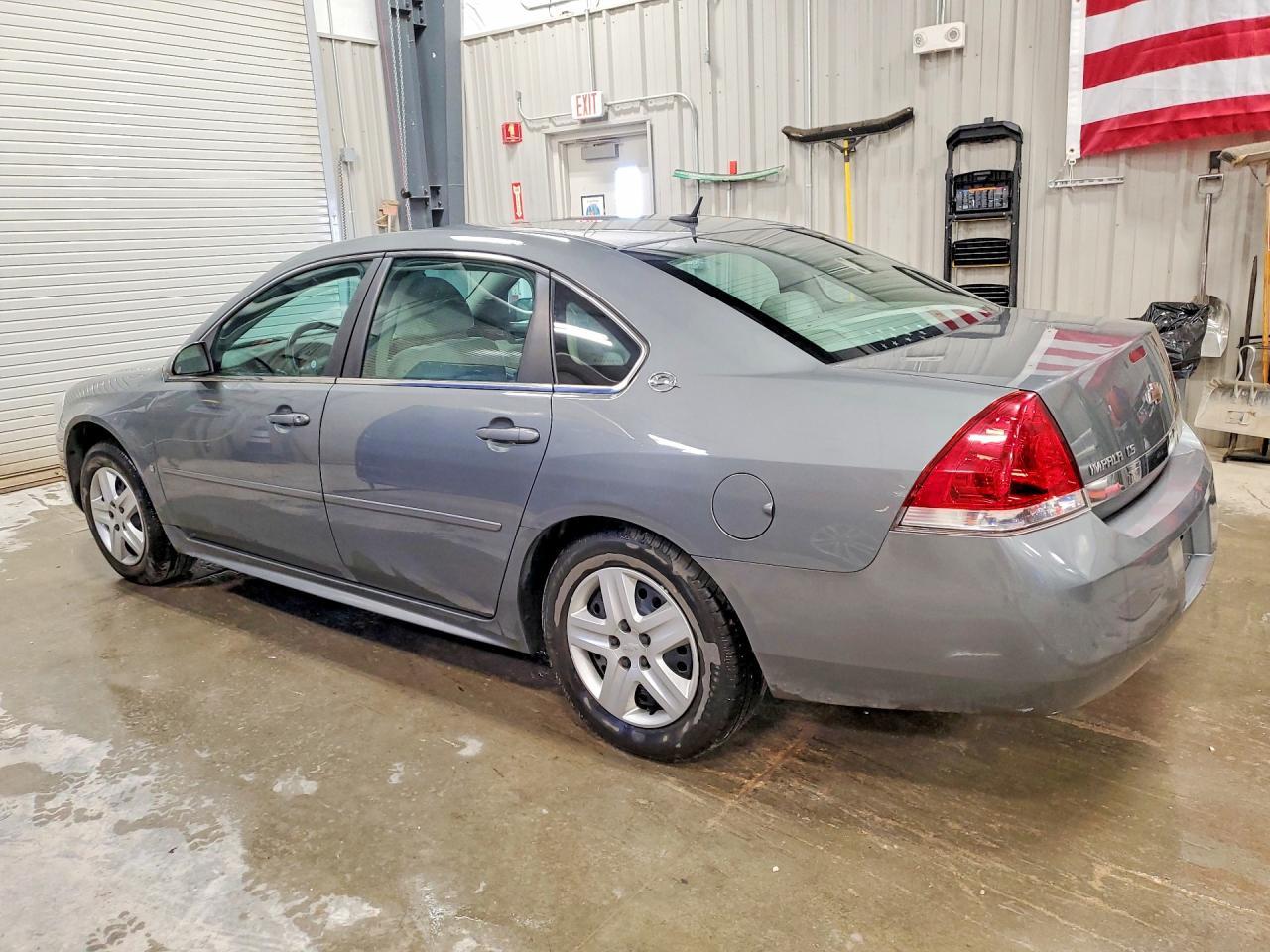2009 Chevrolet Impala Ls - Image 2